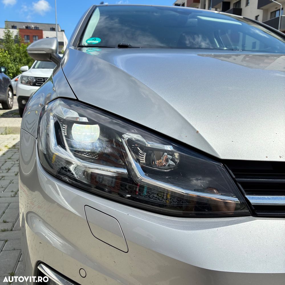 Volkswagen Golf 2.0 TDI DSG Comfortline - 6