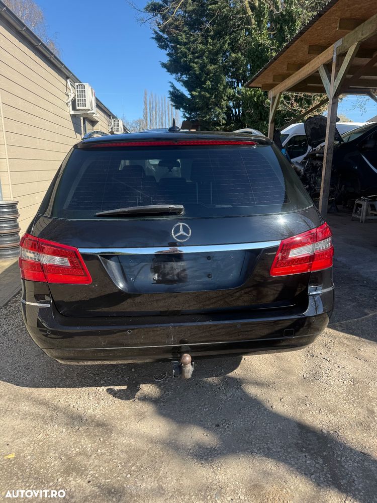 Mercedes-Benz E 220 CDI BlueEfficiency Aut - 13