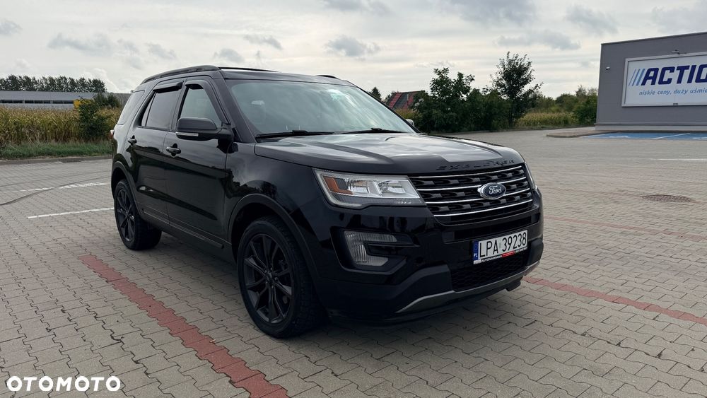 Ford Explorer - 11