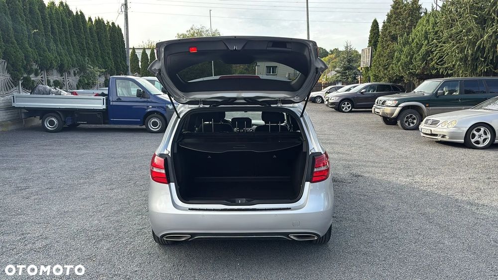 Mercedes-Benz Klasa B 200 BlueEFFICIENCY EDITION 1 - 5