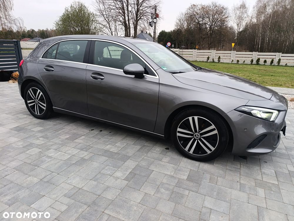 Mercedes-Benz Klasa A 160 Edycja specialna - 3