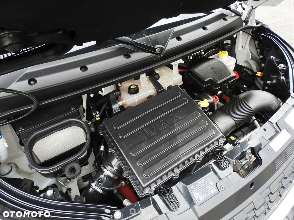 Iveco DAILY  35S18 PLANDEKA 10 PALET WEBASTO TEMPOMAT KLIMATYZACJA  180KM - 25