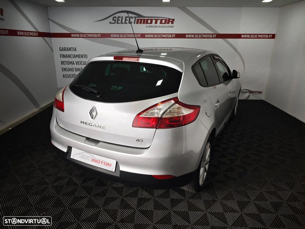 Renault Mégane 1.5 dCi Dynamique - 4