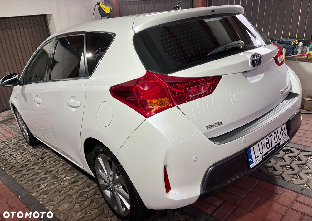 Toyota Auris - 16