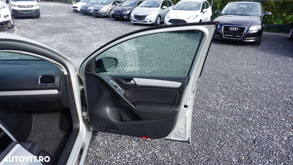 Volkswagen Golf 1.2 TSI BlueMotion Technology MATCH - 9