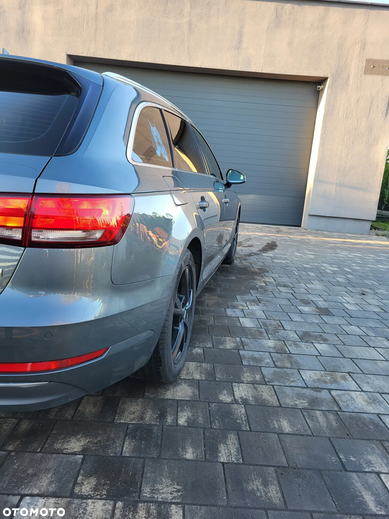 Audi A4 2.0 TDI S tronic - 9