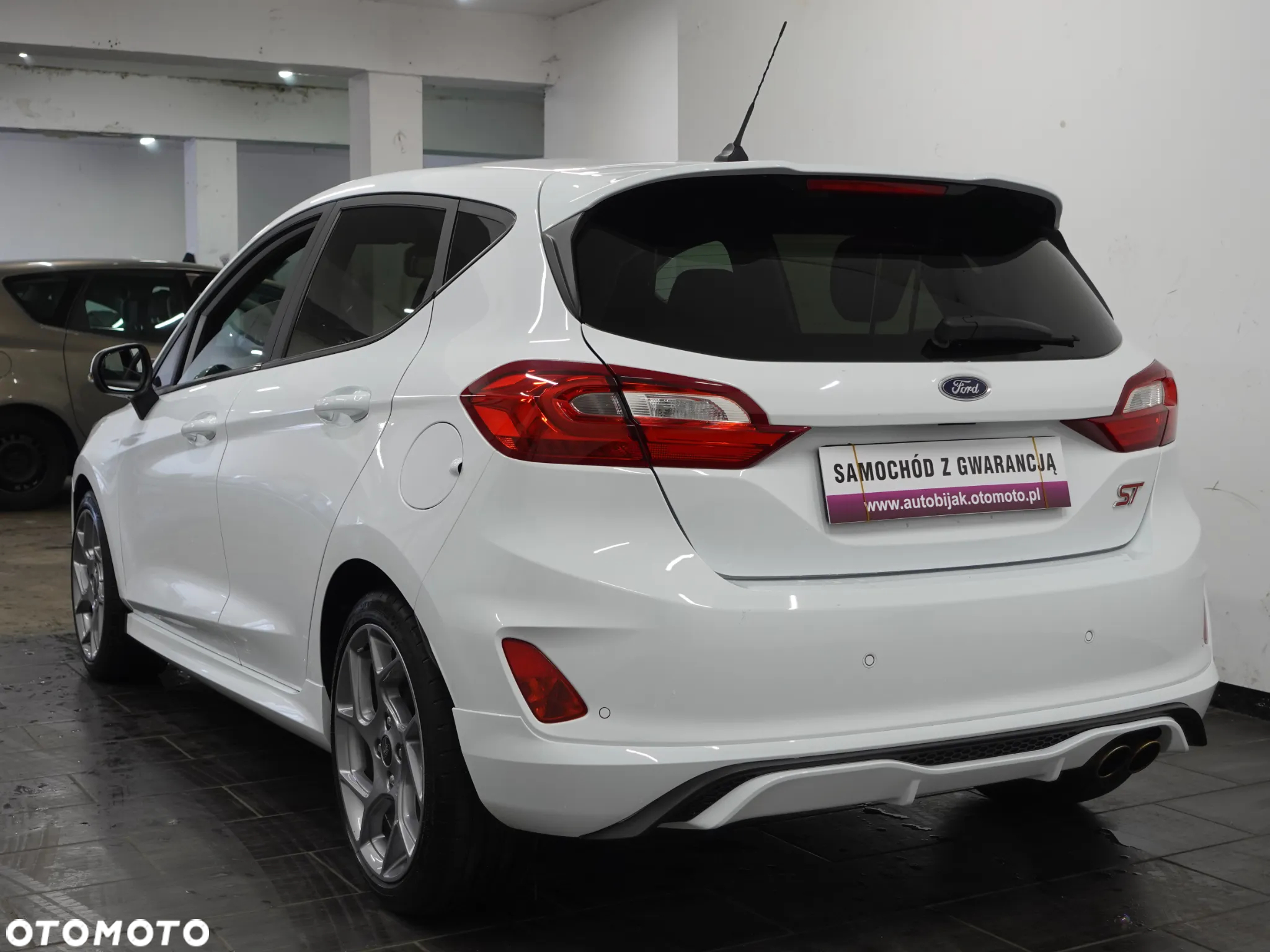 Ford Fiesta 1.5 EcoBoost S&S ST X - 6