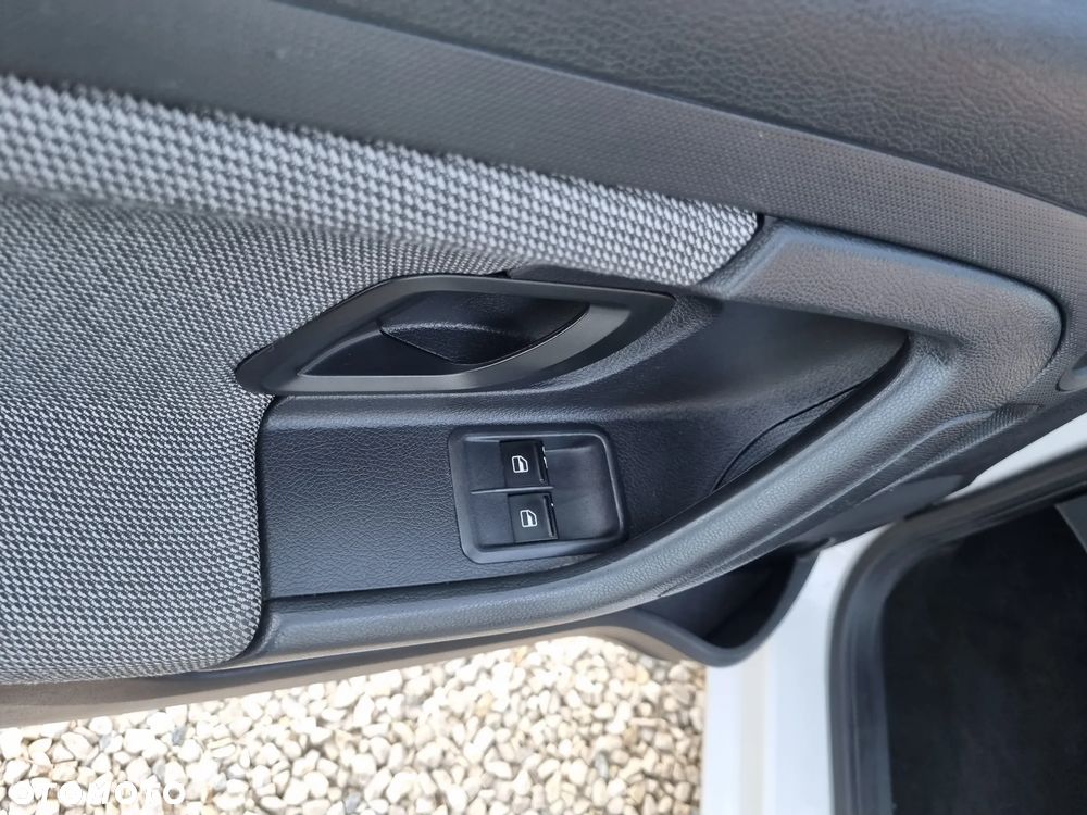 Skoda Fabia 1.2 HTP Active - 13