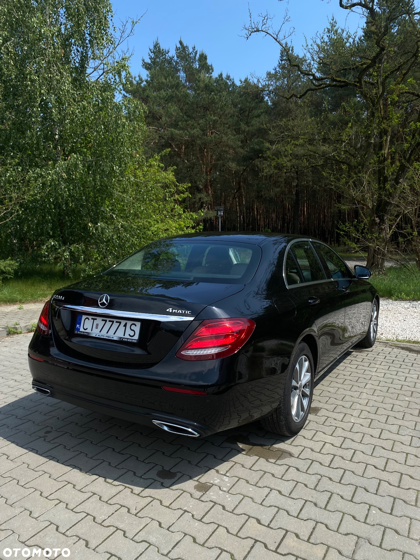 Mercedes-Benz Klasa E 220 d 4-Matic 9G-TRONIC - 8