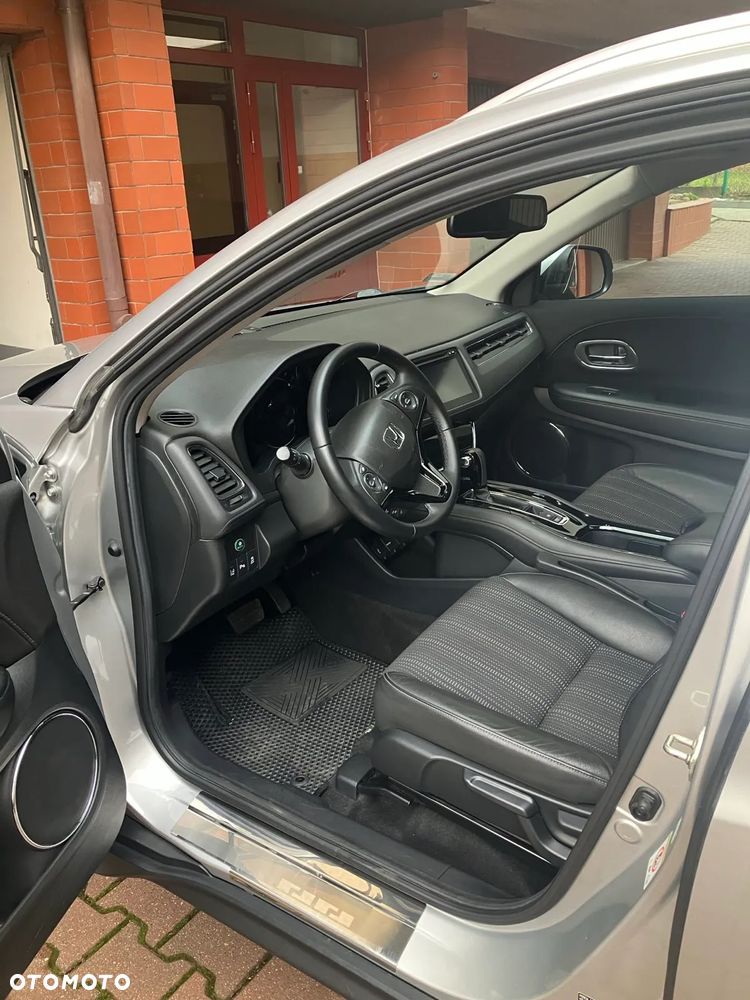 Honda HR-V 1.5 Executive (ADAS) CVT - 4