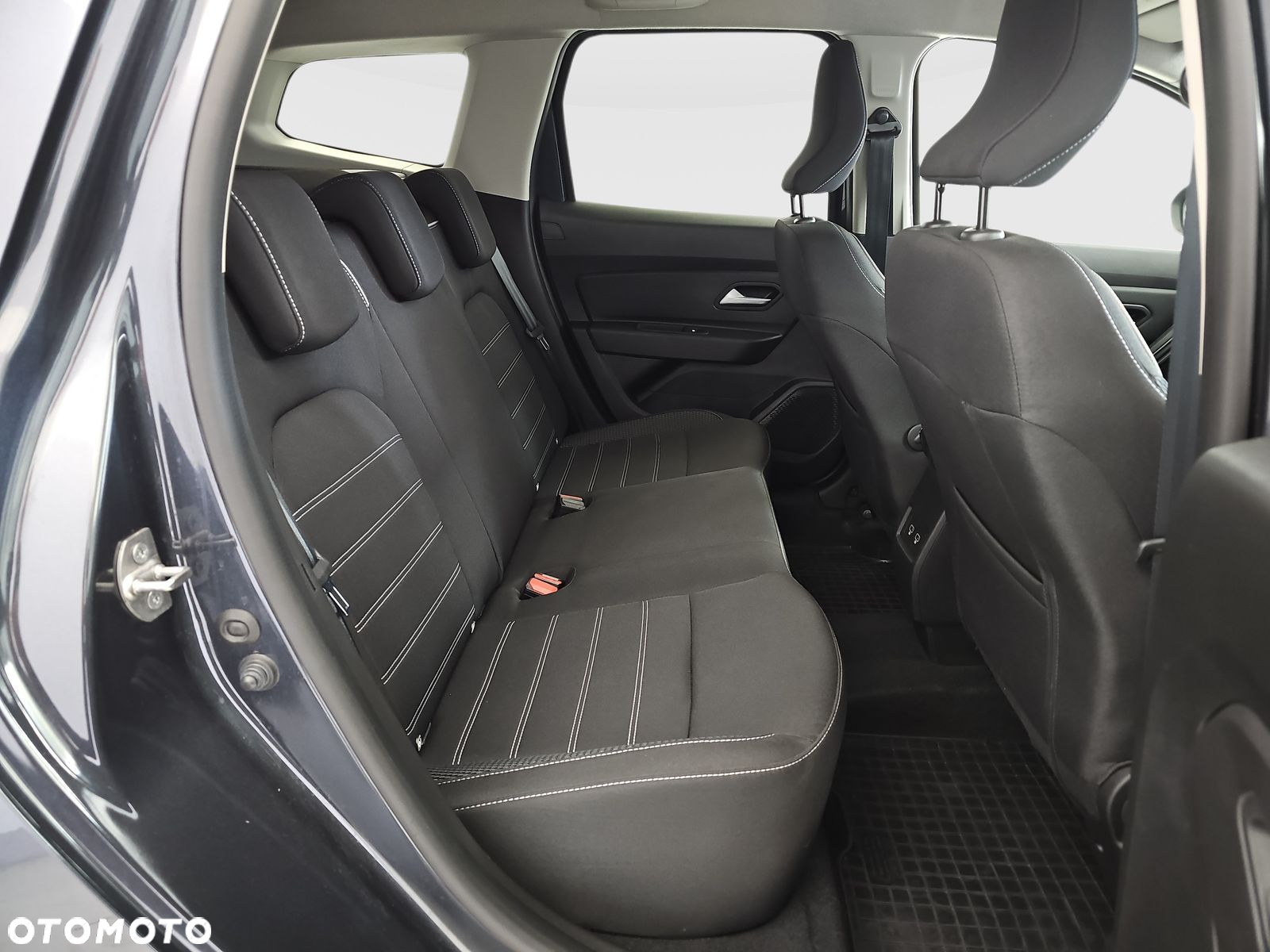 Dacia Duster 1.3 TCe Journey 4WD - 32