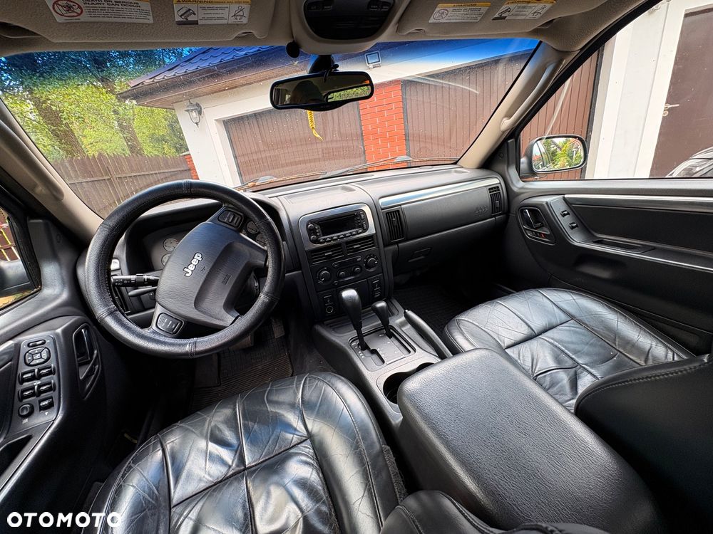 Jeep Grand Cherokee - 9