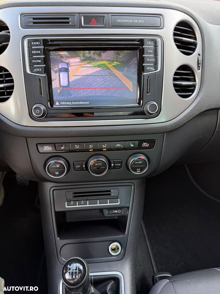 Volkswagen Tiguan 2.0 TDI SCR BlueMotion Technology Lounge Sport & Style - 8