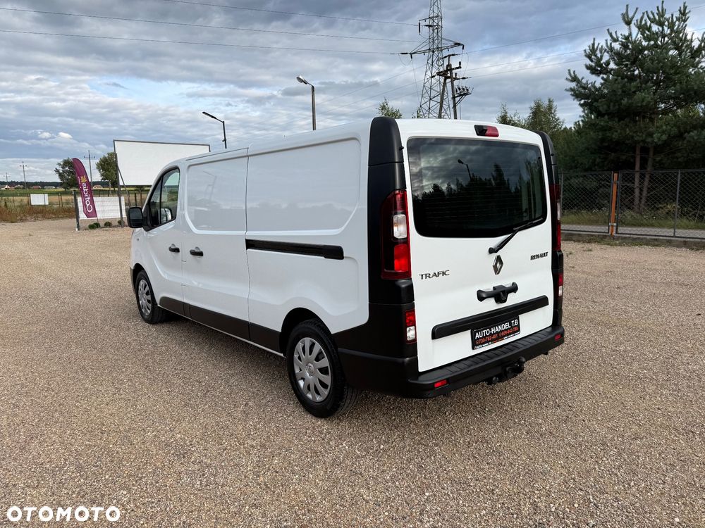 Renault Trafic - 10