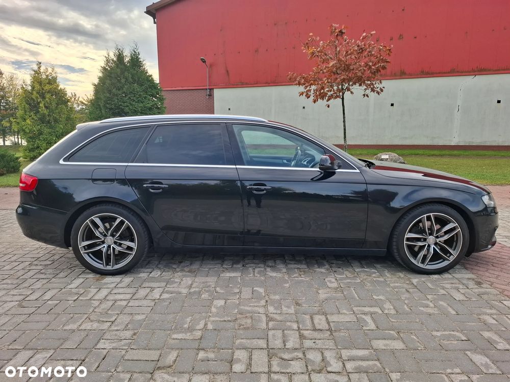 Audi A4 Avant - 4