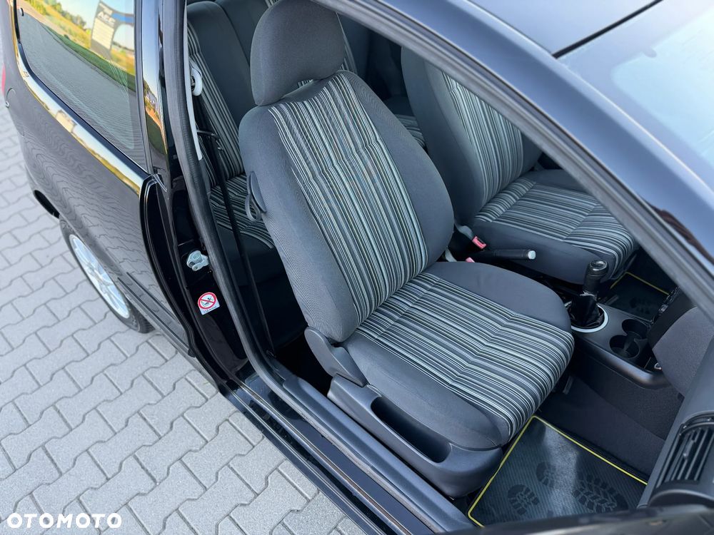 Volkswagen Fox - 26
