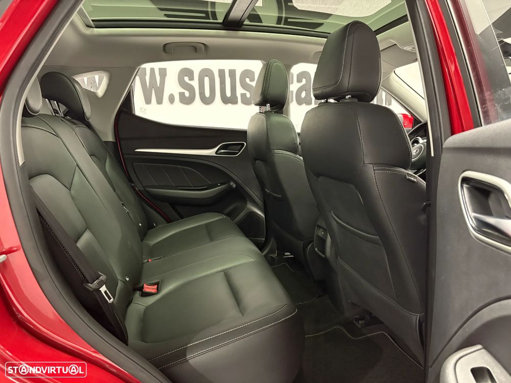 MG ZS Luxury - 14