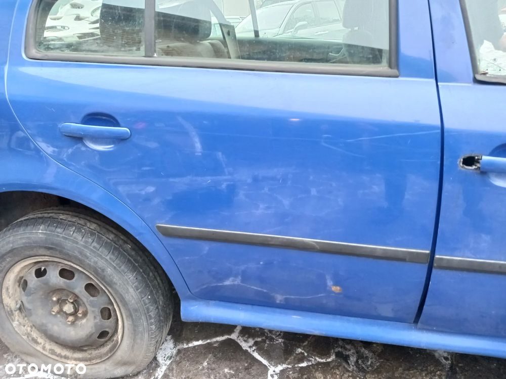 Skoda Octavia I 1 HB sedan kolor niebieski niebieskie 4590 LF5K ( LF5W ) kierowcy pasażera lewe prawe przód tył przednie tylne tylnie - 6