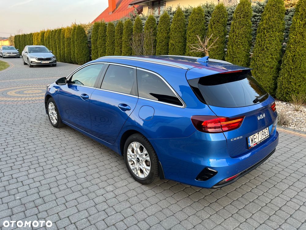 Kia Ceed ver-1-6-crdi-scr-l-business-line-dct - 10