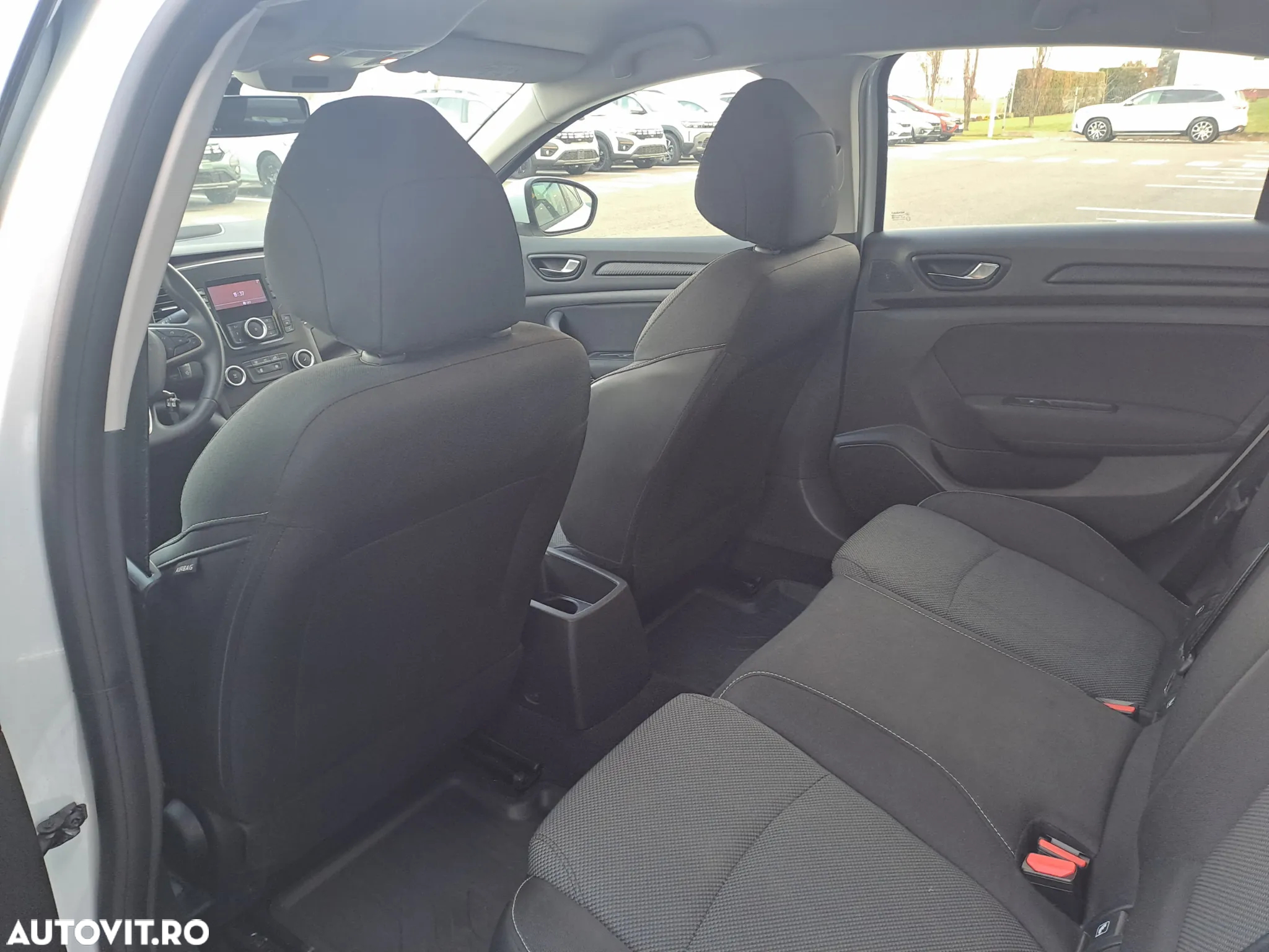 Renault Megane Blue dCi 115 Authentic - 10