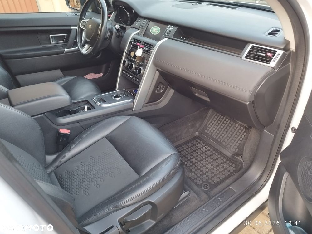 Land Rover Discovery Sport 2.0 Si4 HSE Luxury - 23