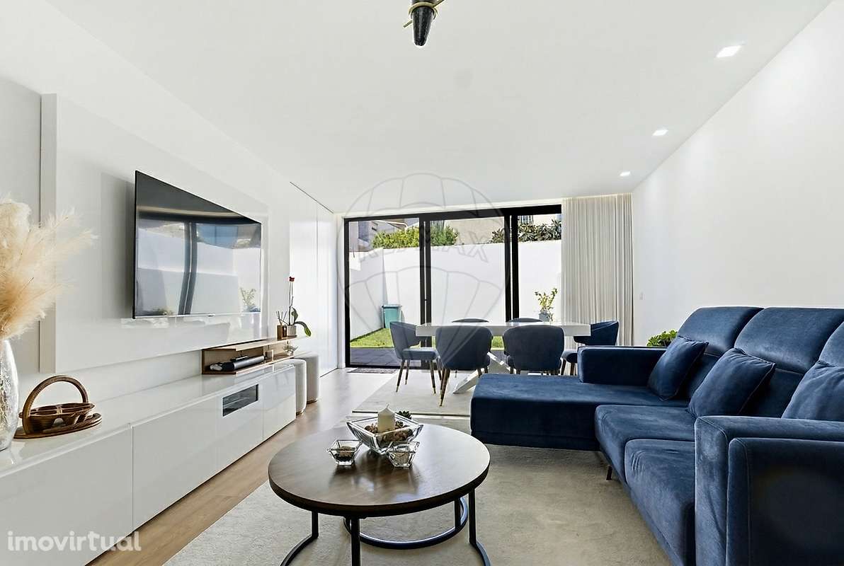 Moradia T2 para venda - Grande imagem: 2/21