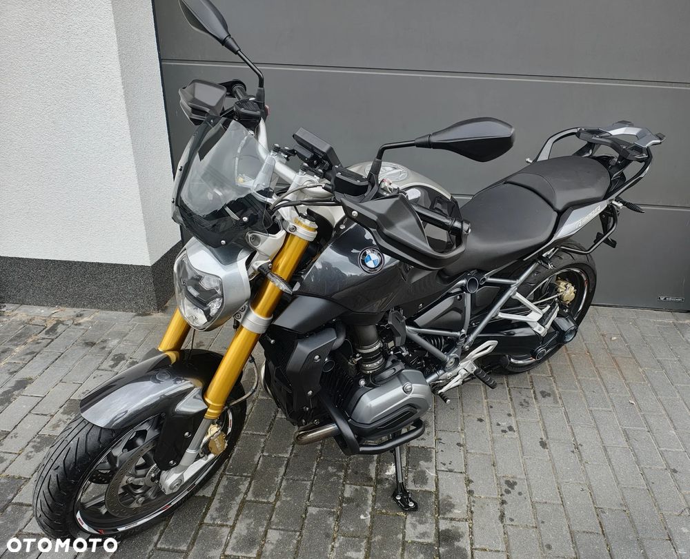 BMW R - 6