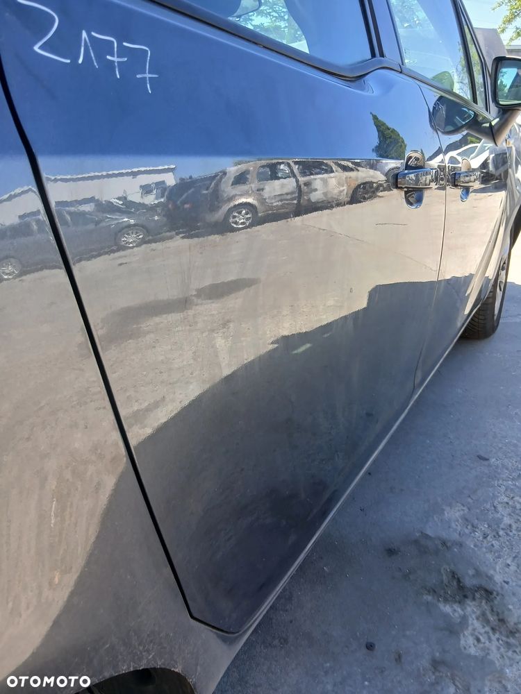 Opel Meriva B Drzwi Tył Tylne Prawe Kolor Z177 - 3