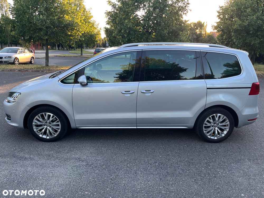 Volkswagen Sharan 2.0 TDI DSG BlueMotion Technology Highline - 21