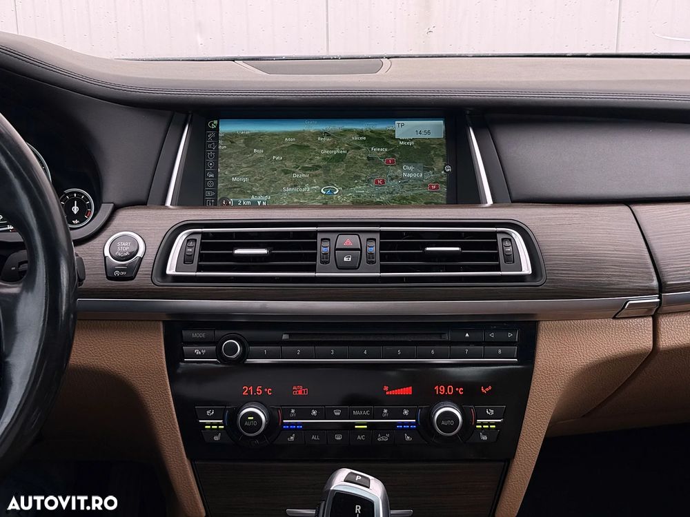 BMW Seria 7 730d Edition Exclusive - 31