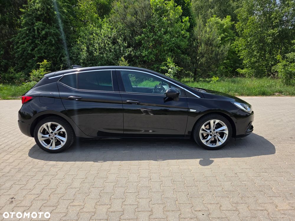 Opel Astra 1.6 T Dynamic S&S - 4