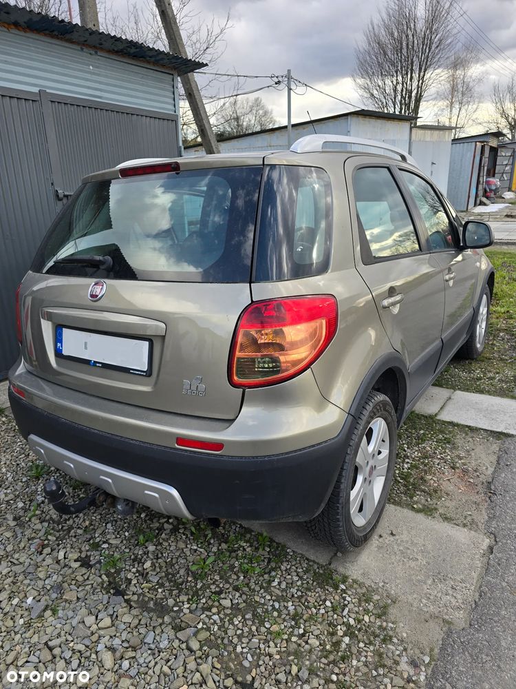Fiat Sedici 1.9 Multijet DPF 4x4 Emotion - 3