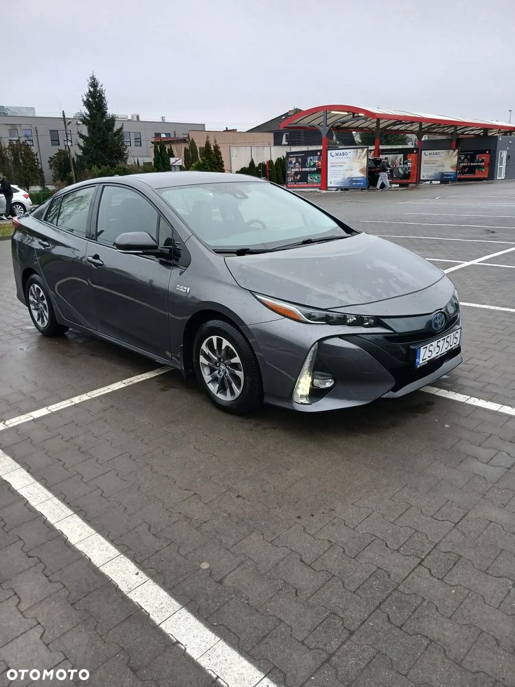Toyota Prius 1.8 Hybrid Prestige - 2