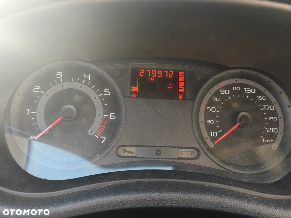 Renault Clio 1.4 16V Authentique - 7