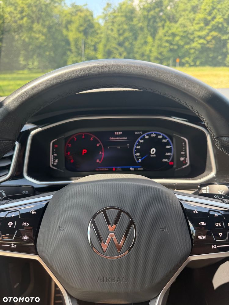 Volkswagen T-Roc 1.5 TSI R-Line DSG - 16