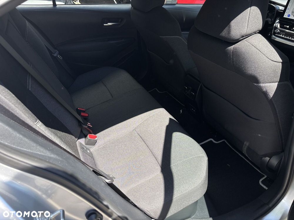 Toyota Corolla 1.8 Hybrid Comfort - 27