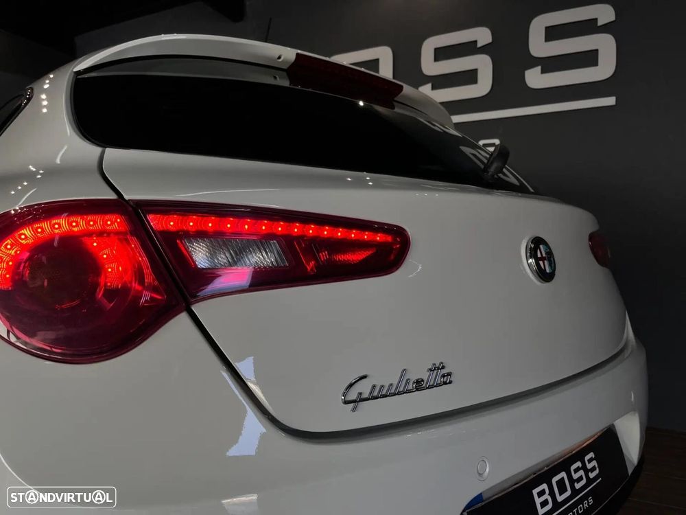 Alfa Romeo Giulietta 1.6 JTDM Exclusive - 13