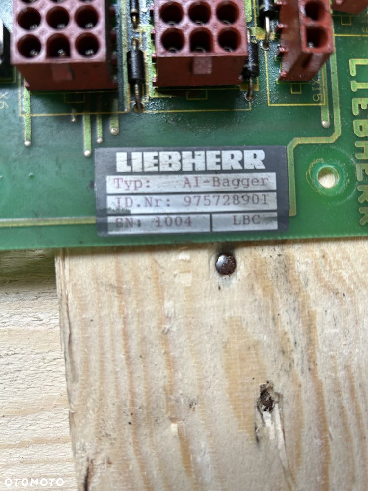 Płyty przekaźnikowe, sterujące do koparki Liebherr A900 - 3