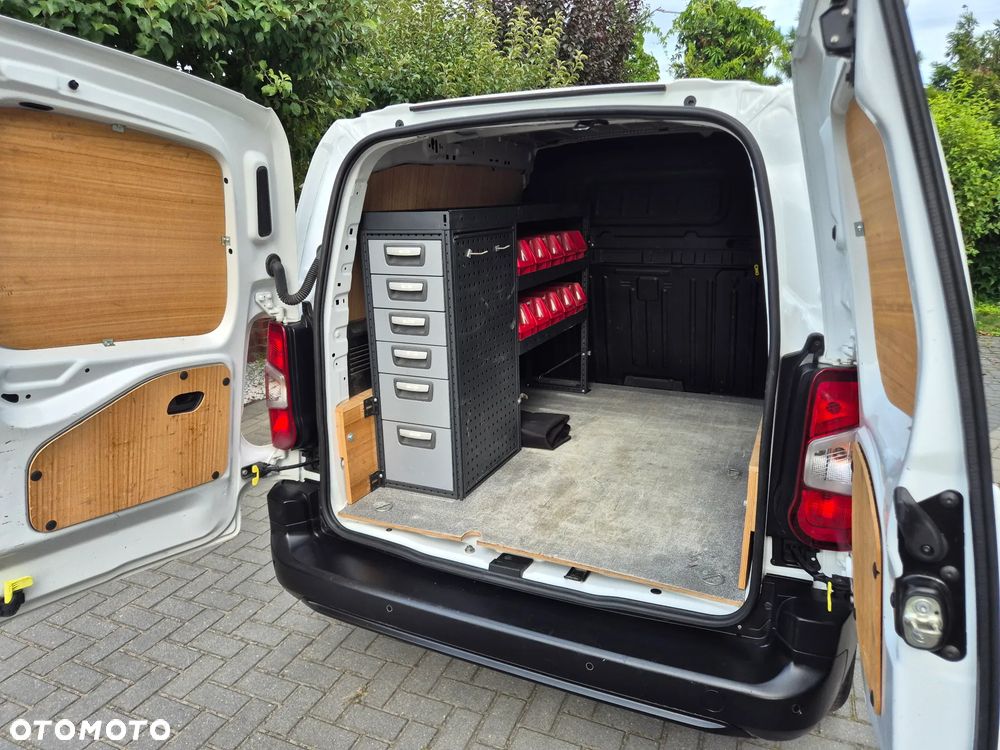 Citroën BERLINGO - 11