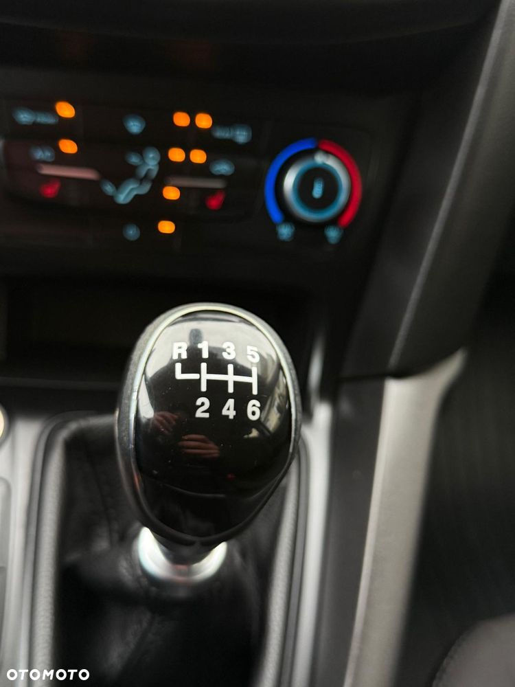 Ford Focus 1.5 EcoBlue Start-Stopp-System COOL&CONNECT - 25