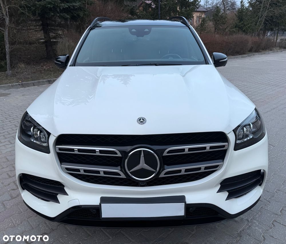 Mercedes-Benz GLS - 12