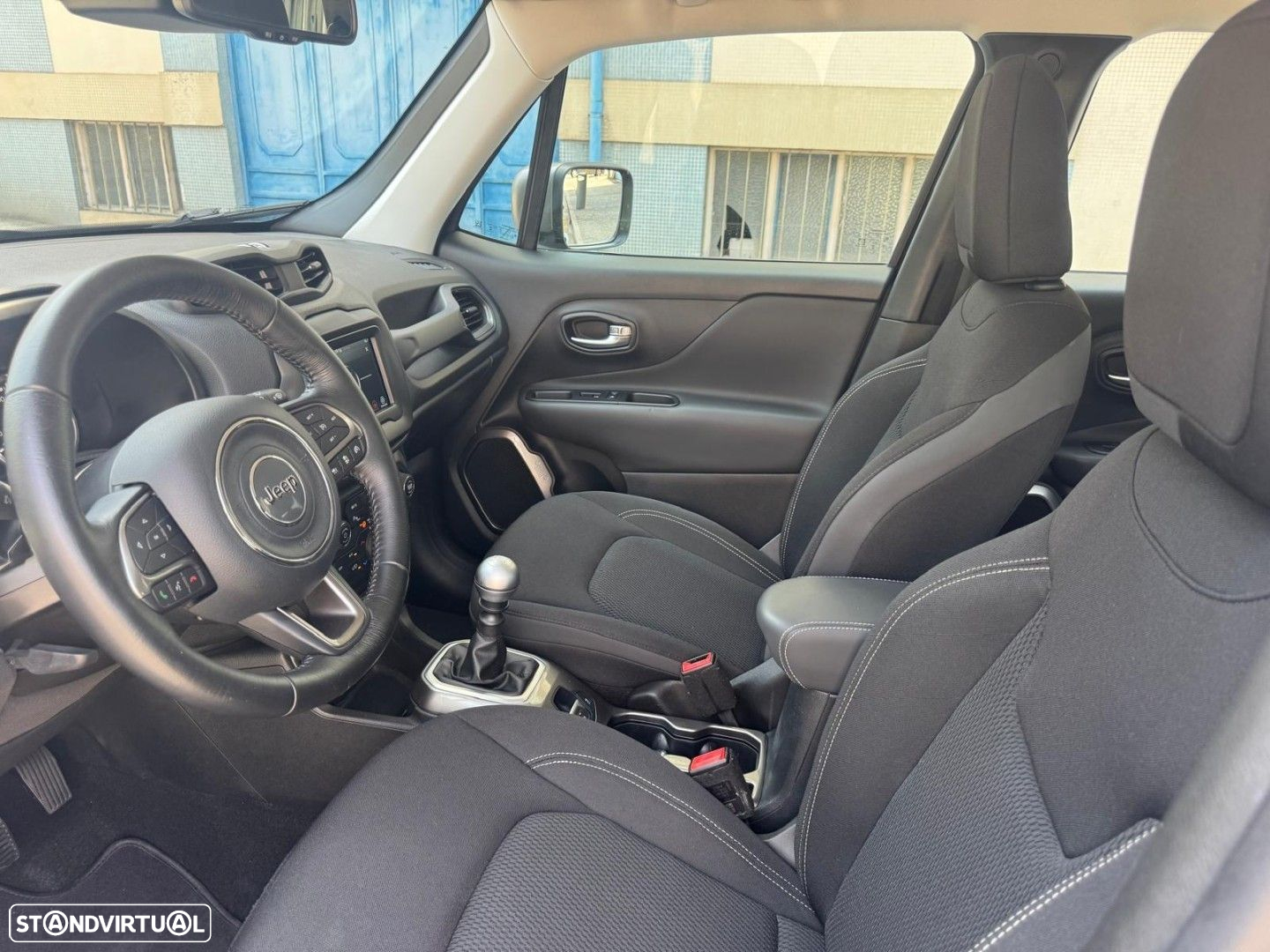 Jeep Renegade 1.0 T Limited - 8