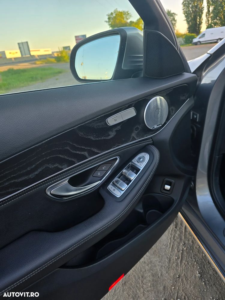 Mercedes-Benz C - 8