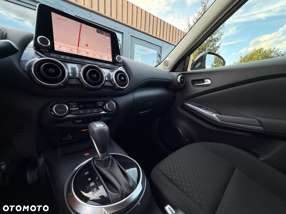 Nissan Juke 1.0 DIG-T N-Connecta DCT - 30