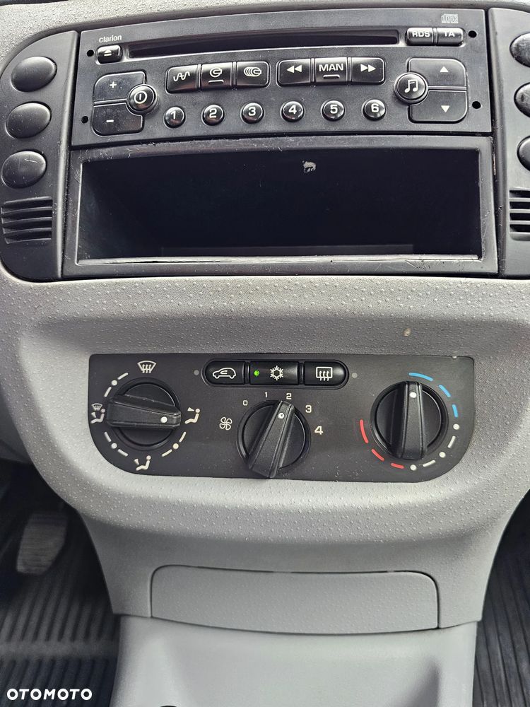 Citroën C3 1.4 HDi Confort - 23