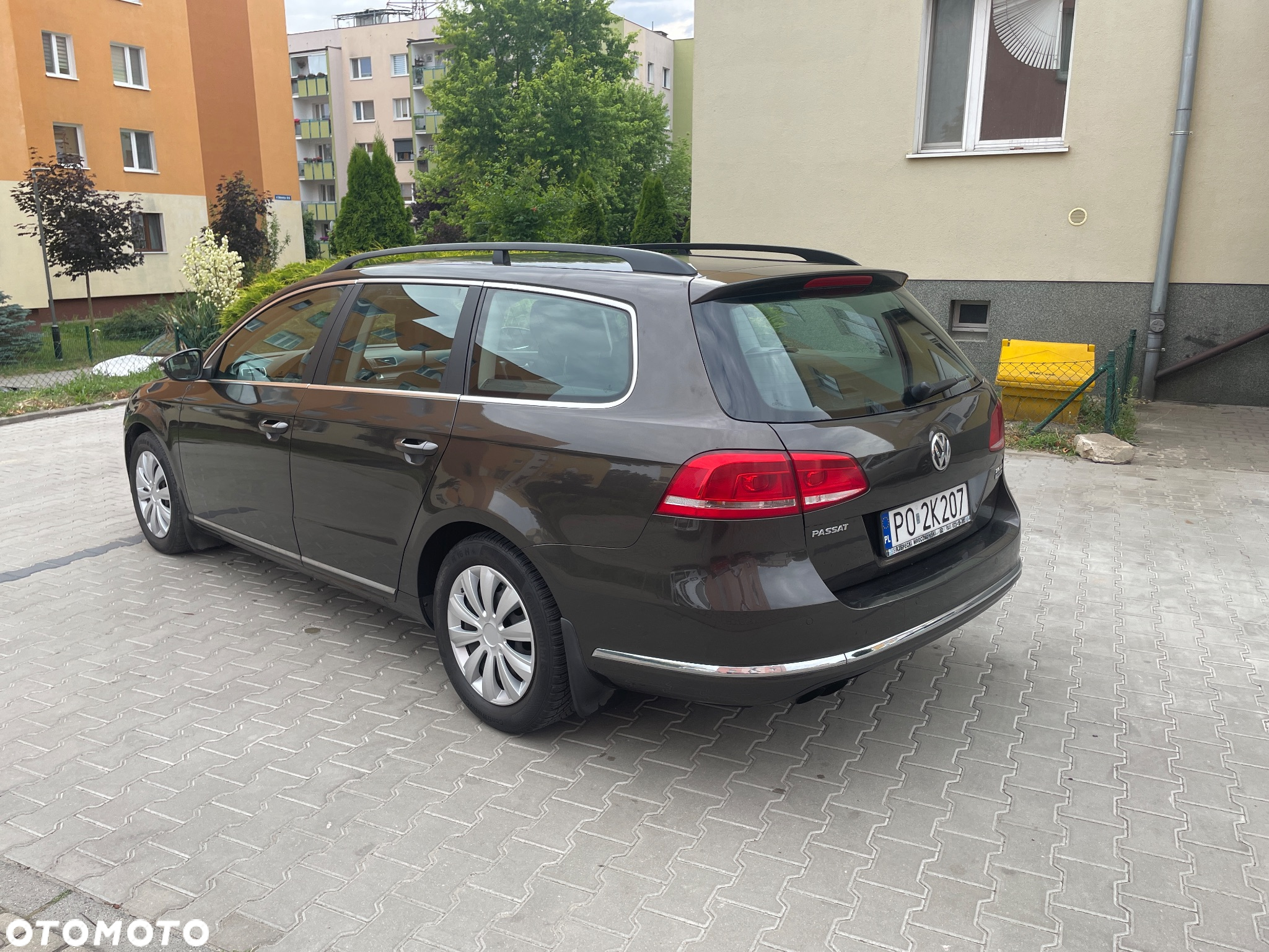 Volkswagen Passat 2.0 TDI Comfortline - 14