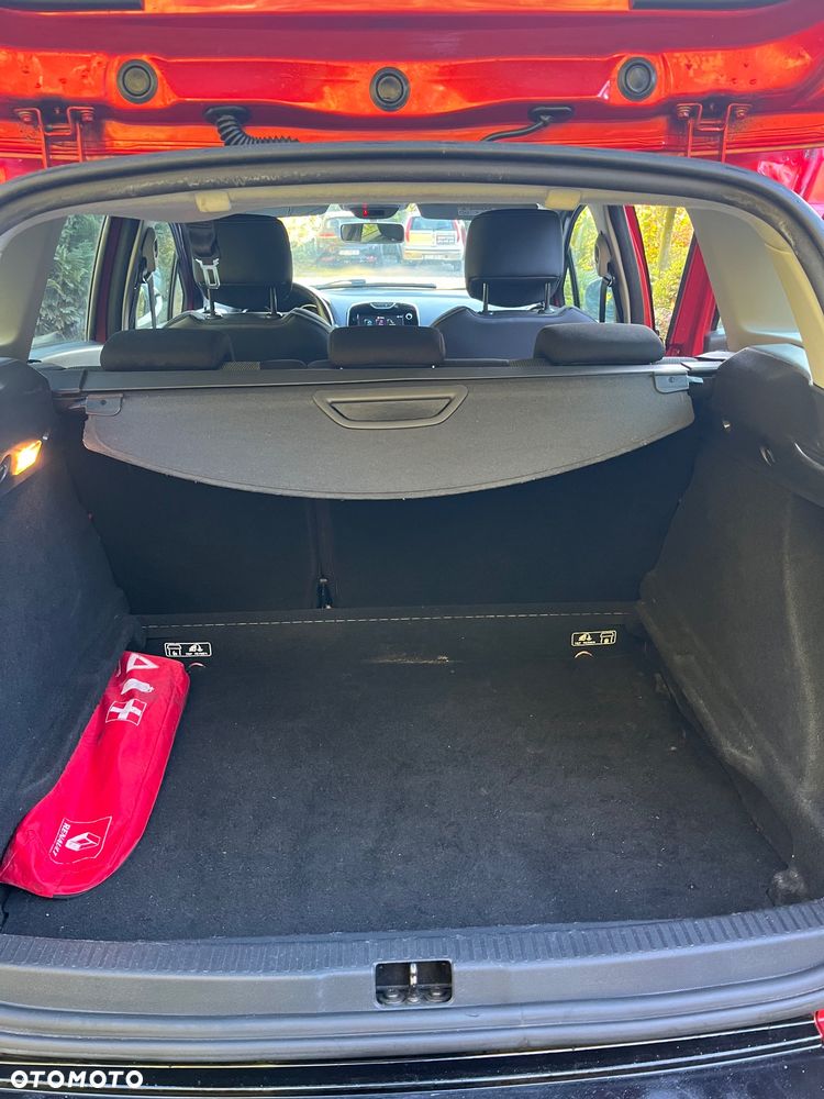 Renault Clio - 16