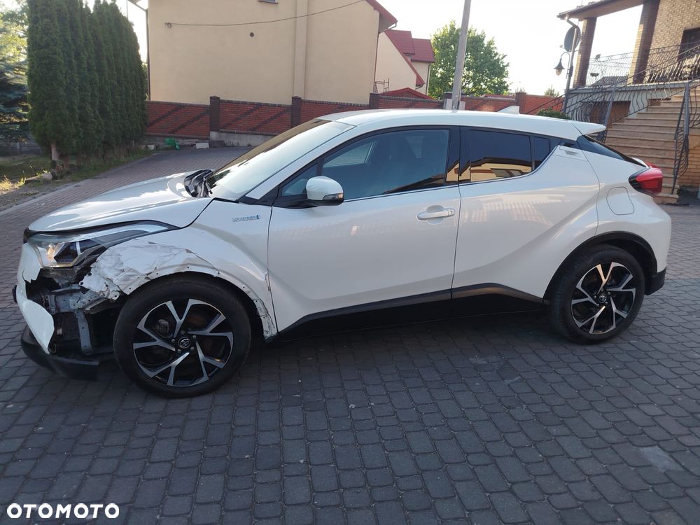 Toyota C-HR - 6