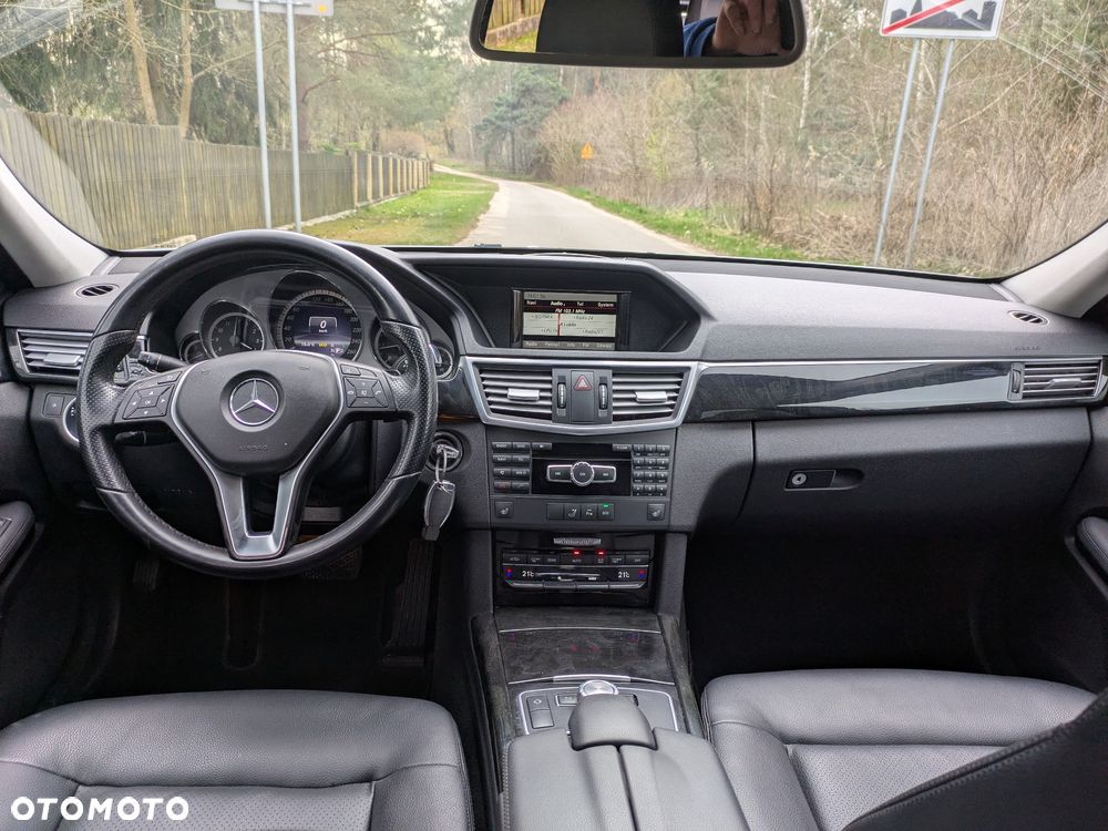 Mercedes-Benz Klasa E 250 CDI 4Matic 7G-TRONIC Avantgarde - 12