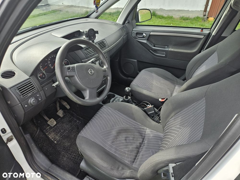 Opel Meriva - 8